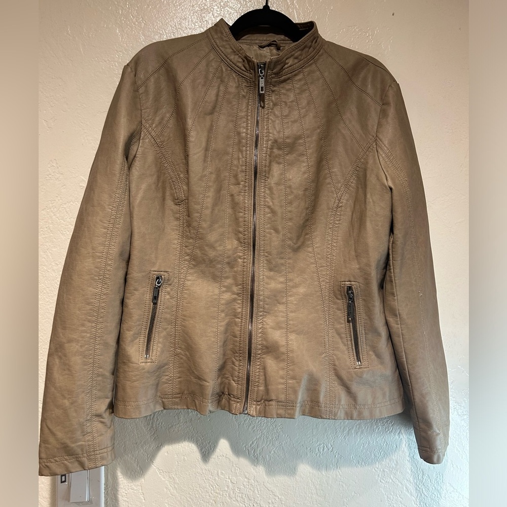 Lock & Love faux leather coat tan size xxl‎